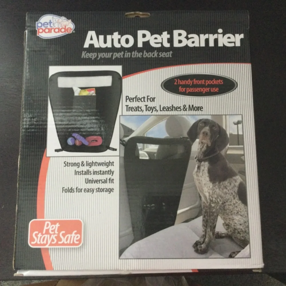 BRAND NEW FACTORY PACK, PET STAYS SAFE PET PARADE AUTO PET BARRIER UNIVERSAL